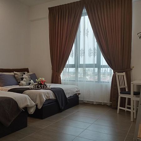Prestige Troika Luxury Stay Kota Bharu Pokoj fotografie