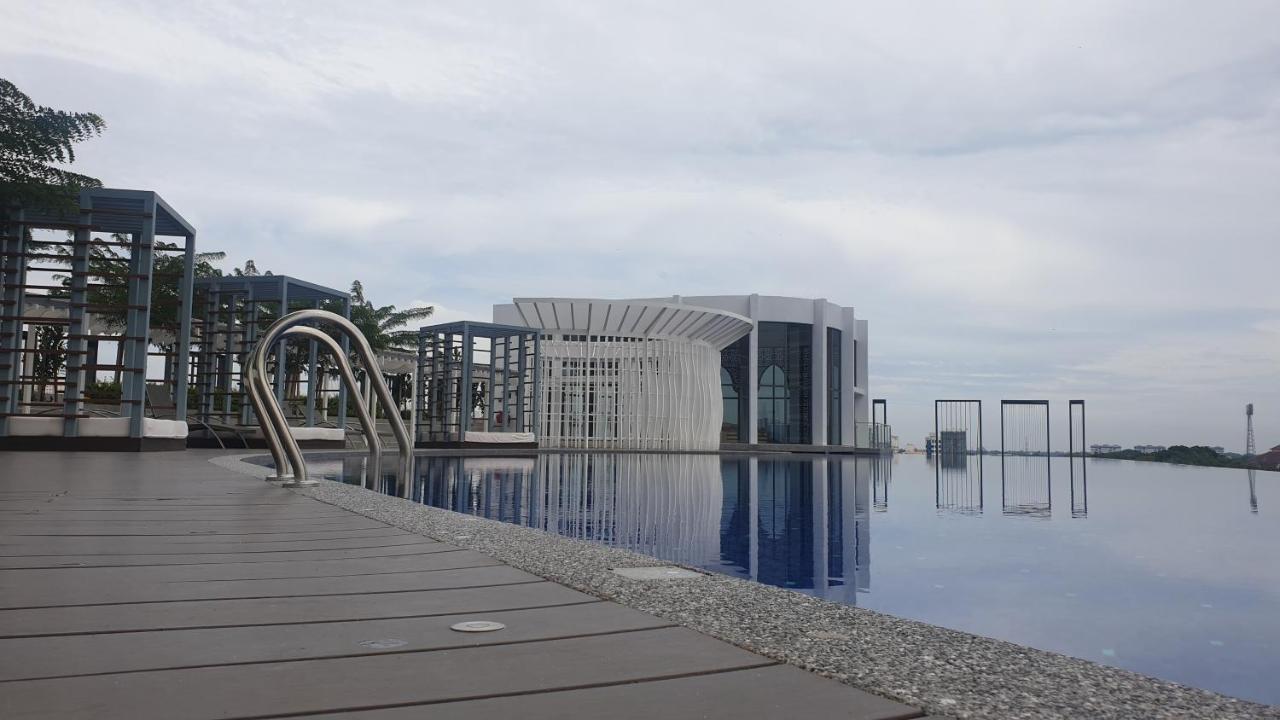 Prestige Troika Luxury Stay Kota Bharu Exteriér fotografie